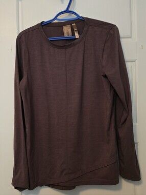 Indygena Long Sleeve Crew Neck Top